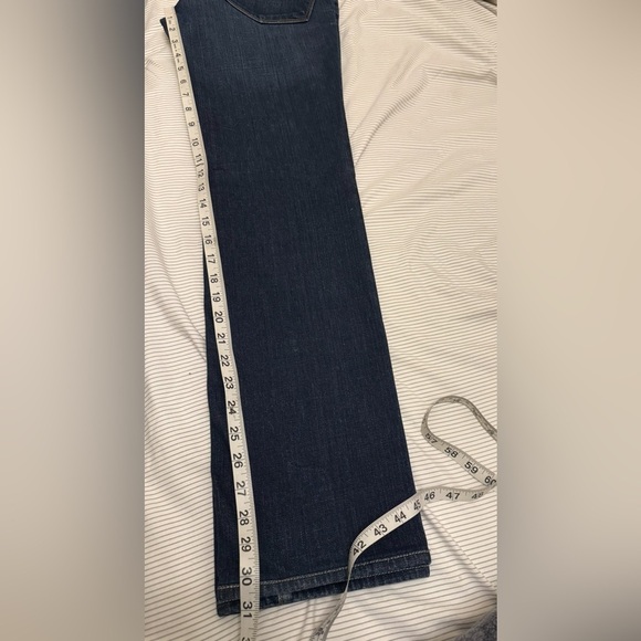 Jean - Picture 11 of 13